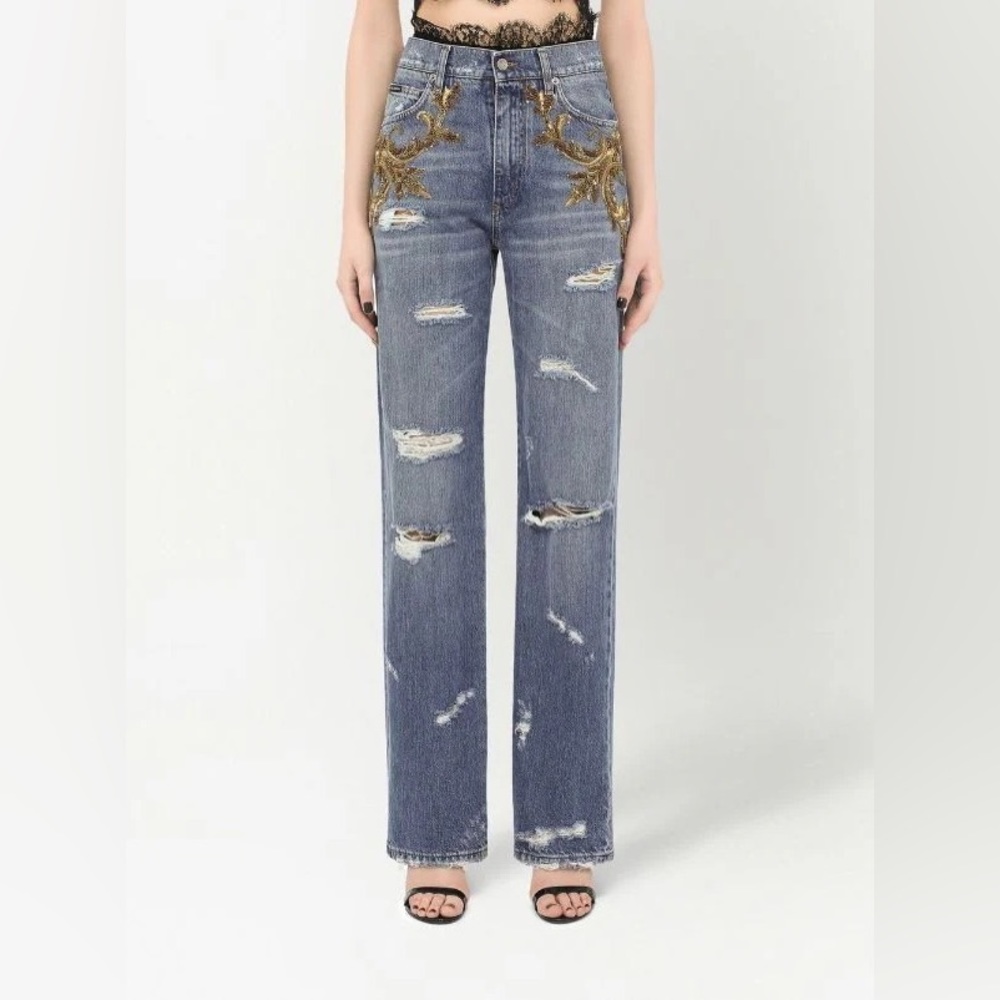 Dolce & Gabbana
embellished high-waisted straight-leg jeans